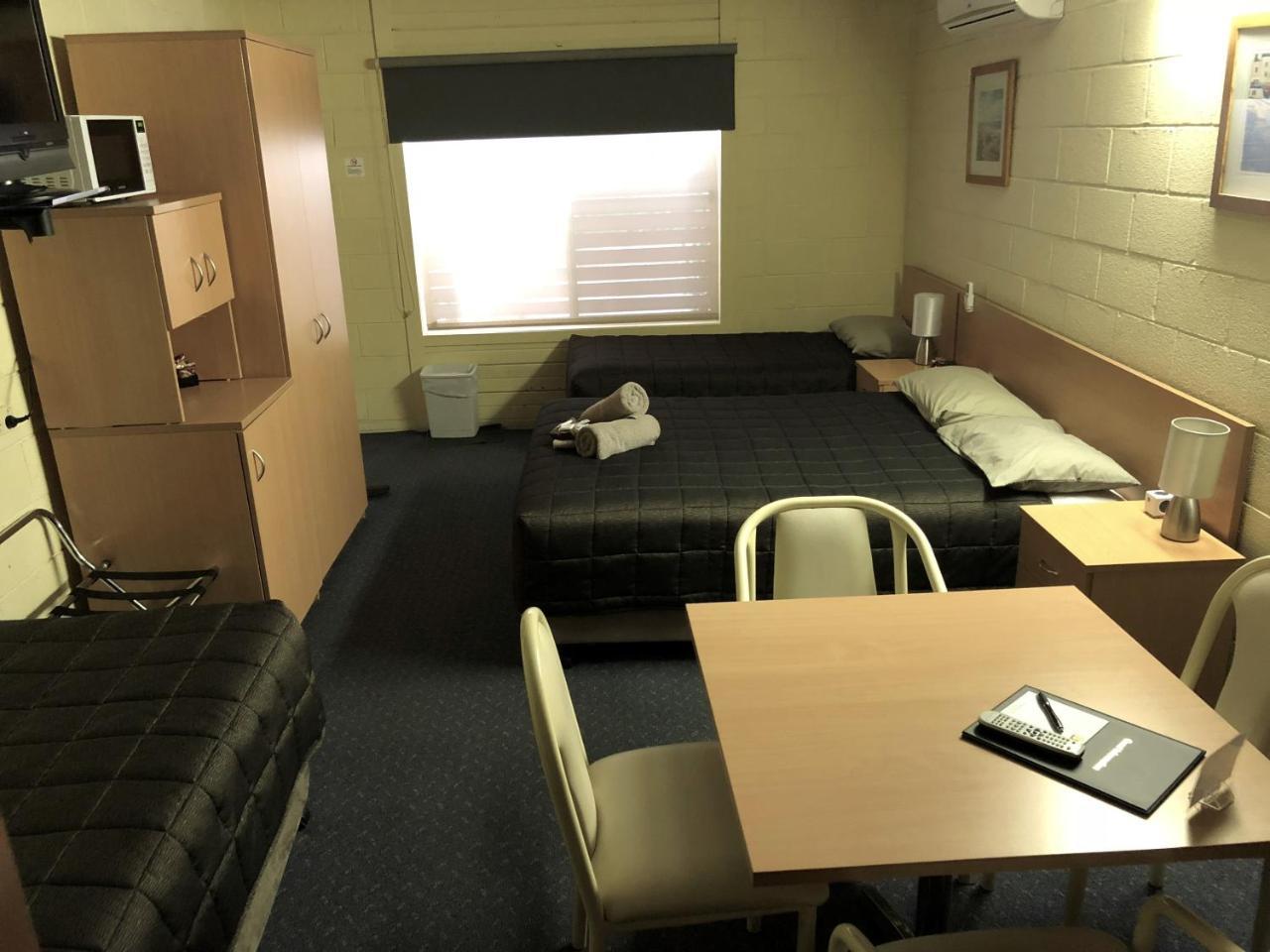 Benjamin Singleton Motel Dış mekan fotoğraf
